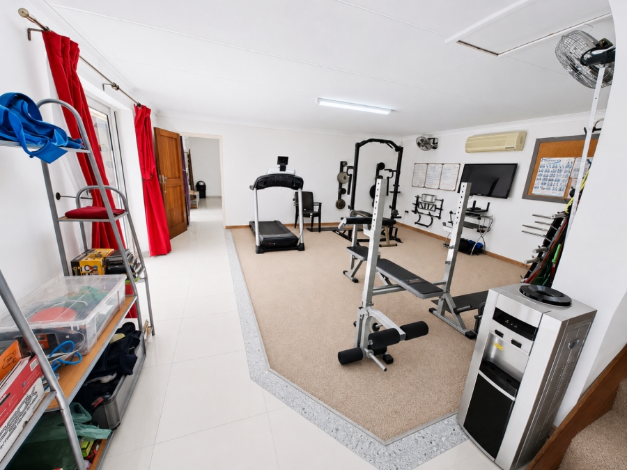 6 Bedroom Property for Sale in Delareyville North West